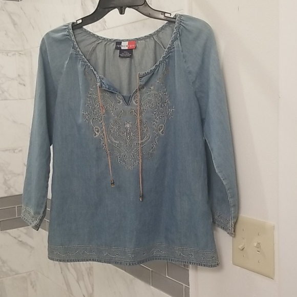 Womens Boho embroidered faded denim top, Small - Picture 2 of 8